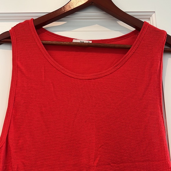 TNA tank top - Picture 2 of 4